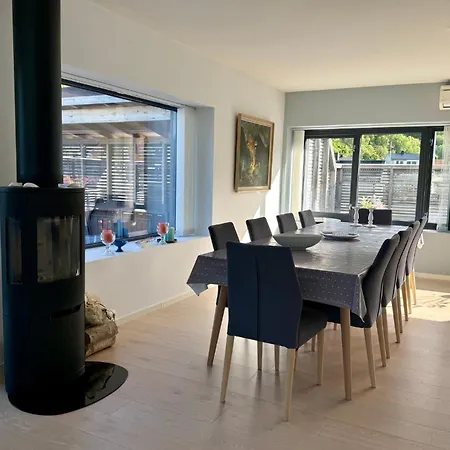 Apartman Lofotenapartmentone *
